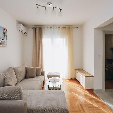 Apartments Viva Oliva Budva Bagian luar foto